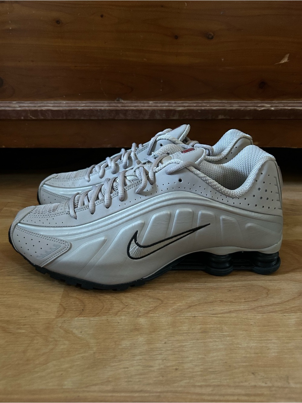 Mens Nike Air Shox R4 Sz 10.5 College Grey